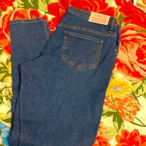 NWT 🤩 Serra Premium Jeggings